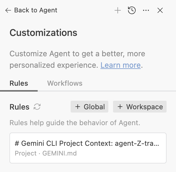 Capture d&rsquo;écran de l&rsquo;interface de personnalisation du système Antigravity, montrant les onglets &lsquo;Rules&rsquo; et &lsquo;Workflows&rsquo;, et un aperçu des options de personnalisation pour guider le comportement de l&rsquo;agent.